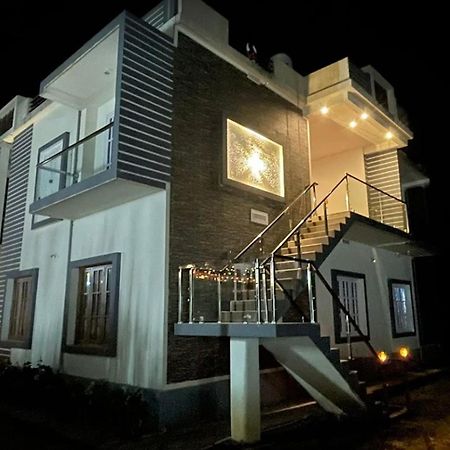 Ferienwohnung Empra Exotica Madikeri Exterior foto